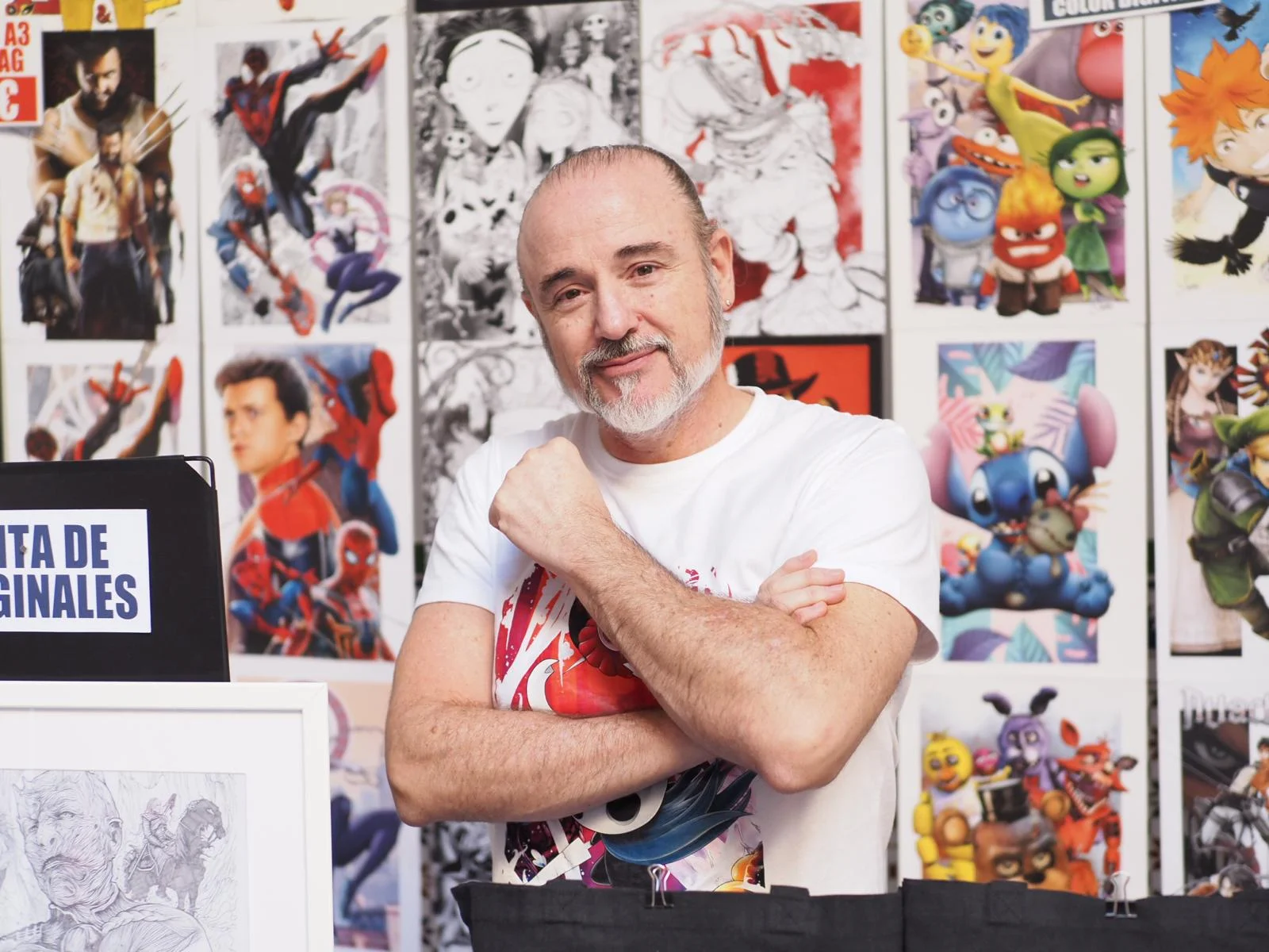 Stand de Salvador Navarro, dibujante de cómics e ilustrador