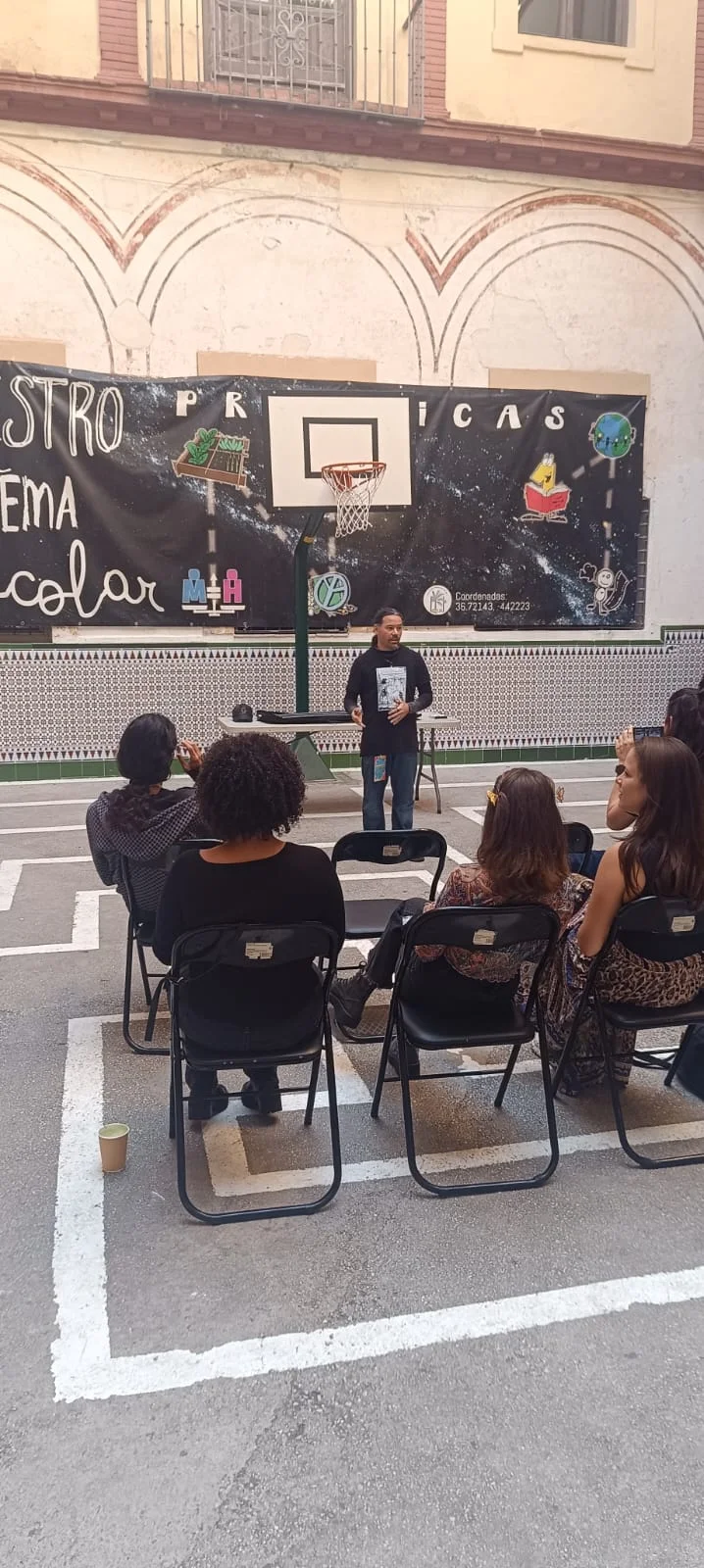 Conferencia 'El uso de la espada en oriente y occidente: comparativa y evolución' por Alejandro Santos, miembro de ImaginaMálaga